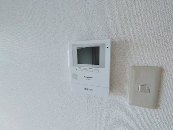 内装他