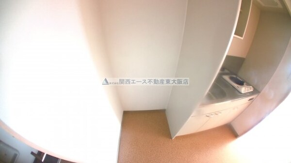 内装他