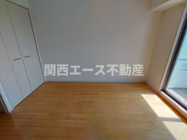 内装他