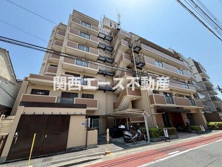 ユニライフ若江岩田外観写真