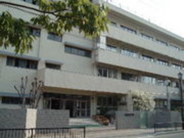 周辺環境(大東市立住道中学校 640m)