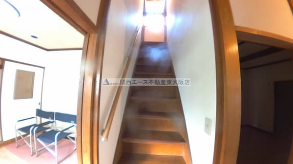 内装他