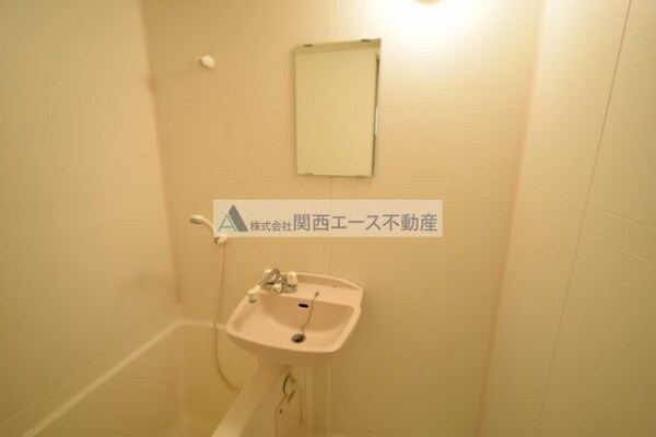 独立洗面台