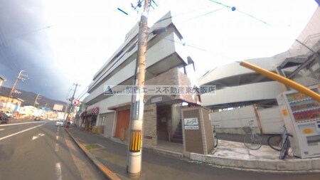 ラフォーレ下六万寺外観写真