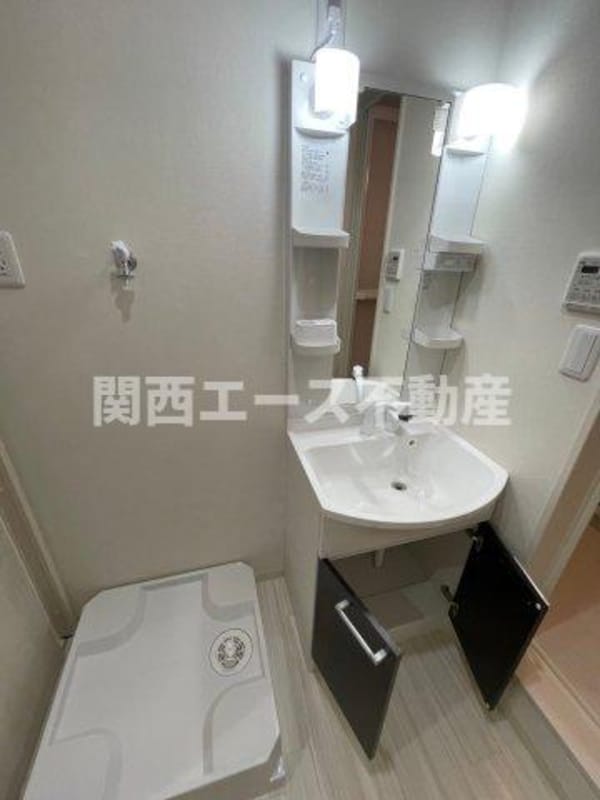 独立洗面台