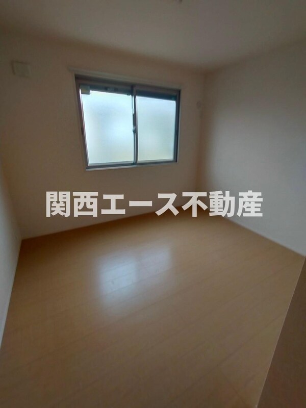内装他
