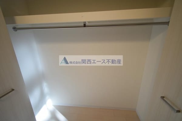 収納(同一仕様内装)