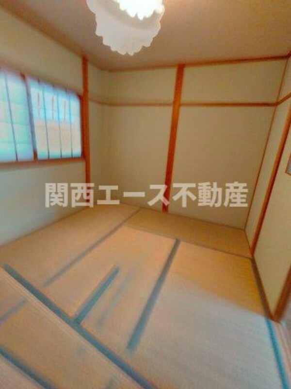 内装他