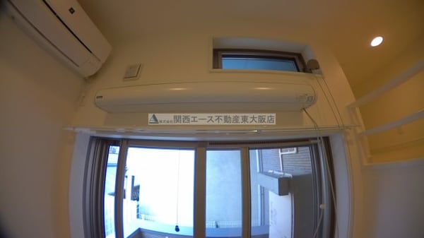 内装他