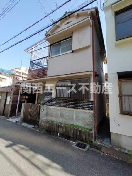東山本新町８丁目貸家外観写真
