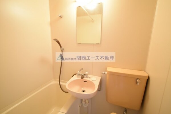 独立洗面台
