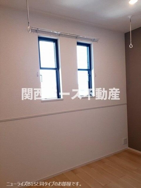 寝室(同一商品)
