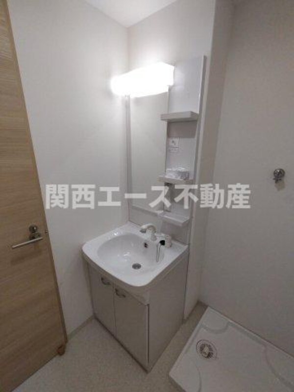 独立洗面台