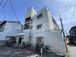 シャトー八戸ノ里外観写真