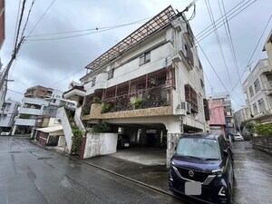 ハイネス島袋外観写真