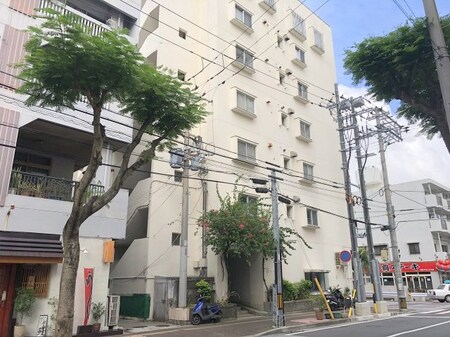 マンション糸数外観写真