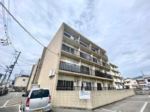 門野マンションB棟