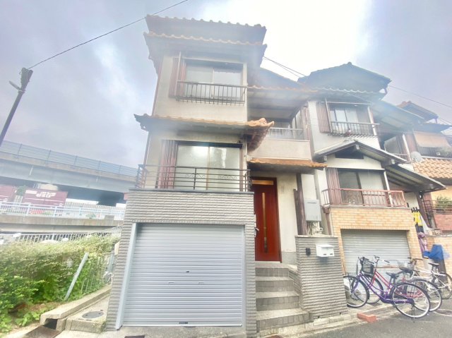 南亀井町3丁目貸家