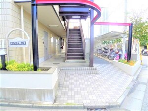 メゾンフローラ外観写真