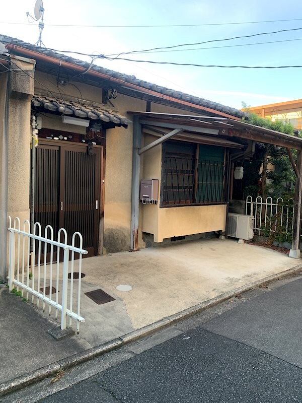 南区唐橋琵琶町貸家の物件外観写真