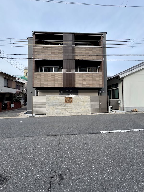 ジーエルプラス （GL PLUS）