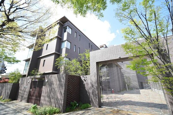 エントランス(建物の内部です)