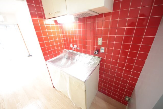 物件内観写真8　(コンパクトなキッチンで掃除もラクラク)