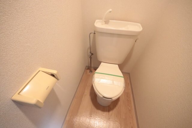 物件内観写真14　(清潔感のあるトイレです)