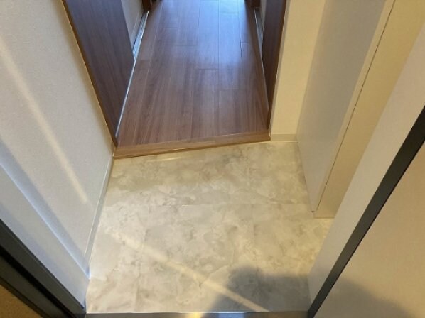 物件内観写真14　(落ち着いた玄関です)