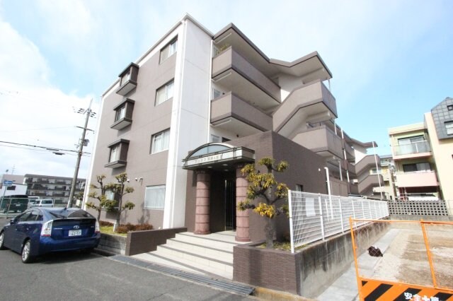 物件外観写真1　(外観も気になるポイント)