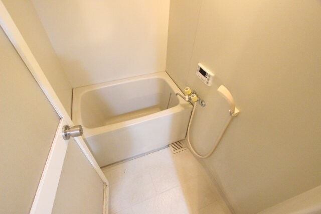 物件内観写真10　(お風呂です)