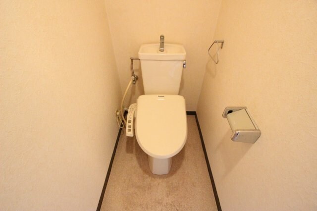 物件内観写真11　(トイレも気になるポイント)