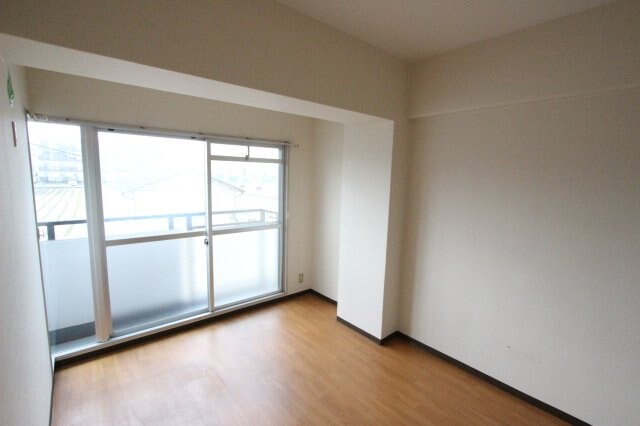 物件内観写真19　(スタンダードな洋室です)