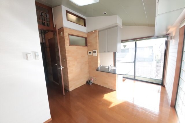 物件内観写真18　(使いやすい居間です)