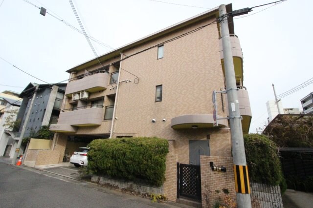 物件外観写真2　(物件の外観です)