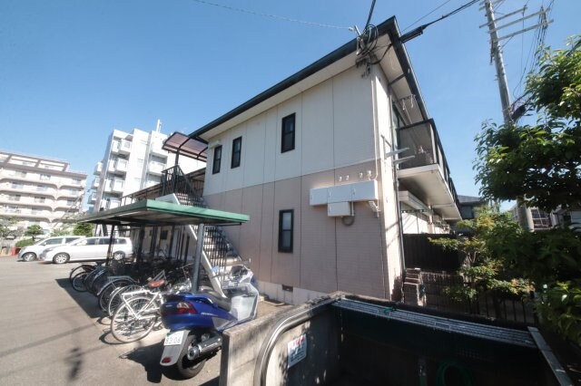 物件外観写真2　(外観です)