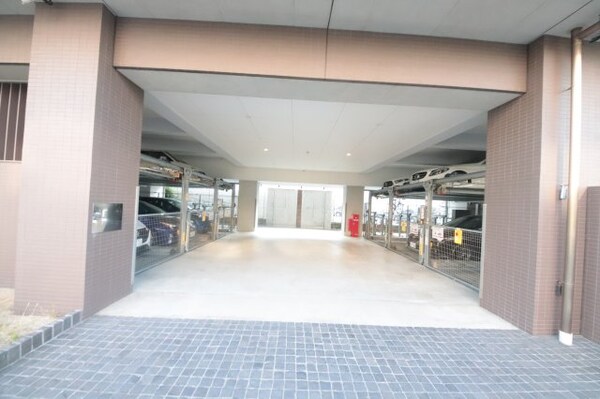 エントランス(建物の内部です)