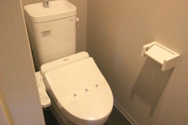 物件内観写真8　(トイレも気になるポイント)