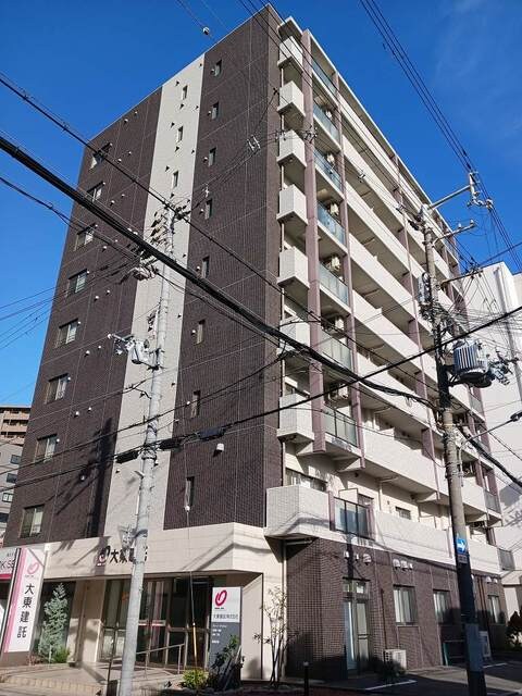 物件外観写真1　(きれいな外観です)