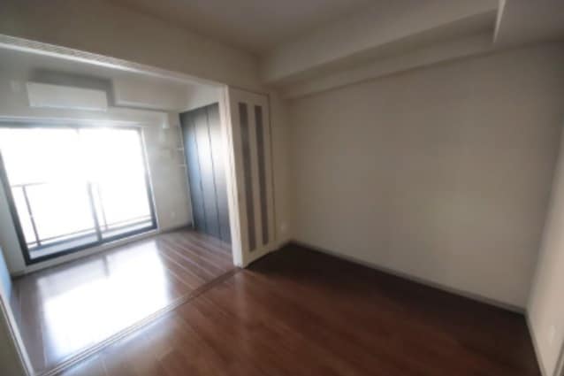 物件内観写真13　(使いやすい居間です)