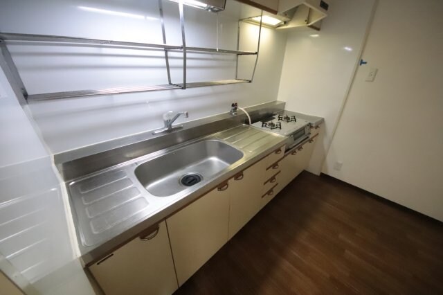 物件内観写真6　(お料理しやすいキッチンです)