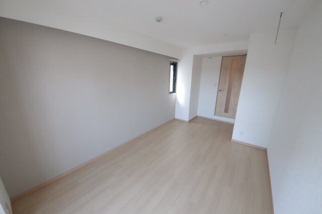 物件内観写真4　(リビングです)