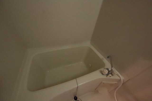 物件内観写真20　(落ち着いた空間のお風呂です)