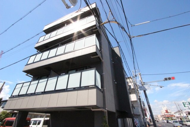 物件外観写真1　(外観も気になるポイント)