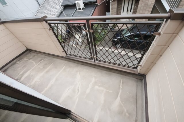 物件内観写真20　(広々としたバルコニーです)