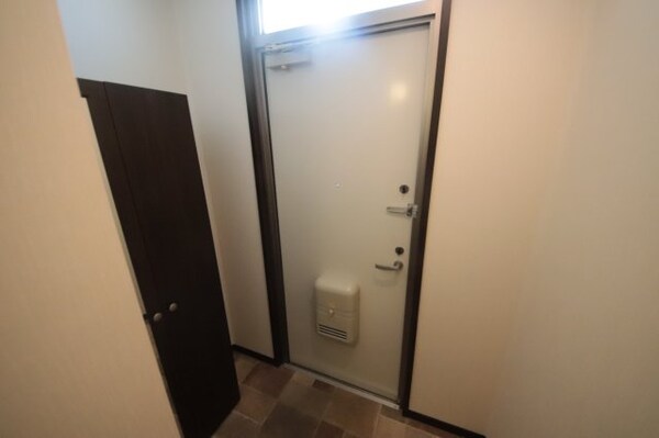 玄関(ゆったりとした玄関です)