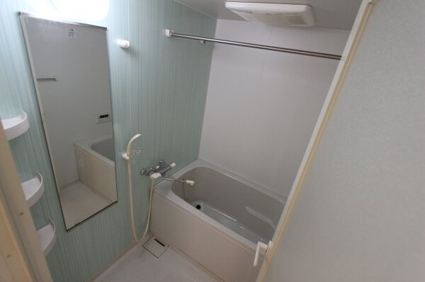 浴室(ゆったり過ごせるお風呂です)