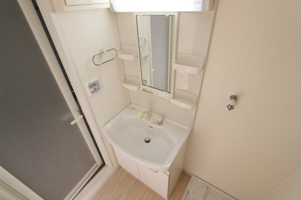 洗面・脱衣所(広い洗面スペース)