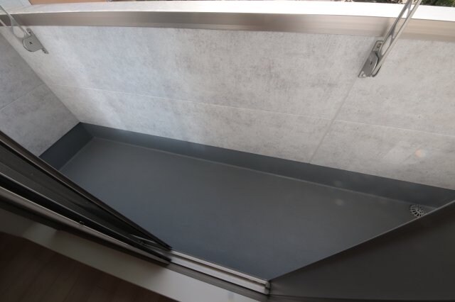 物件内観写真15　(バルコニーからの眺めを楽しみながら食事をしませんか)