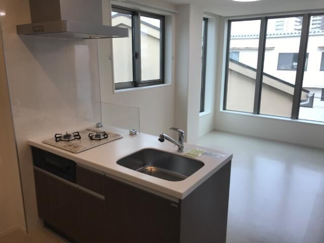 物件内観写真3　(きれいなキッチンです)